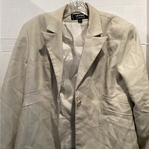 Levine Classics Women's Cream Blazer